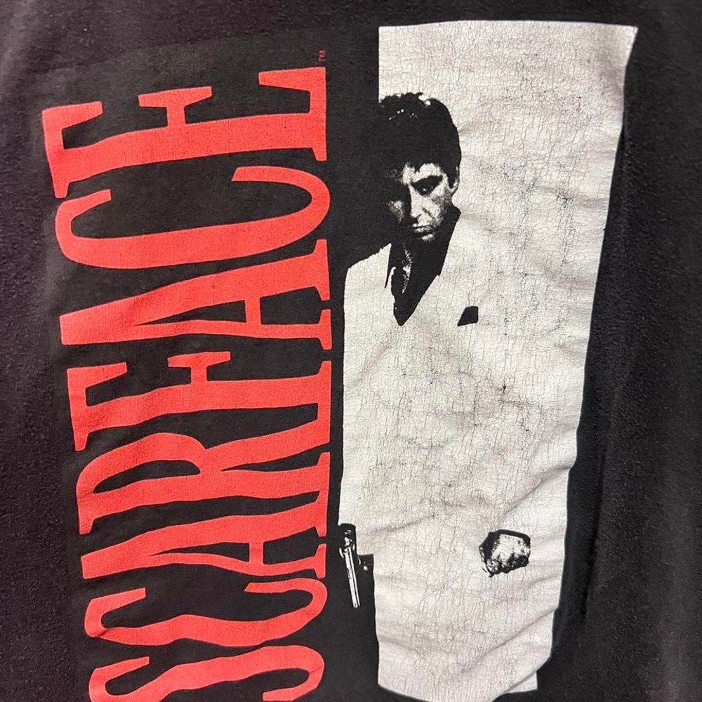 Scarface - Picture 2 of 3